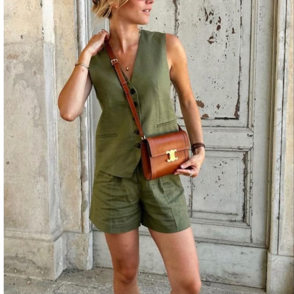 BLOGGER FAVOITE🔥🔥🔥Zara vest shorts and belt set